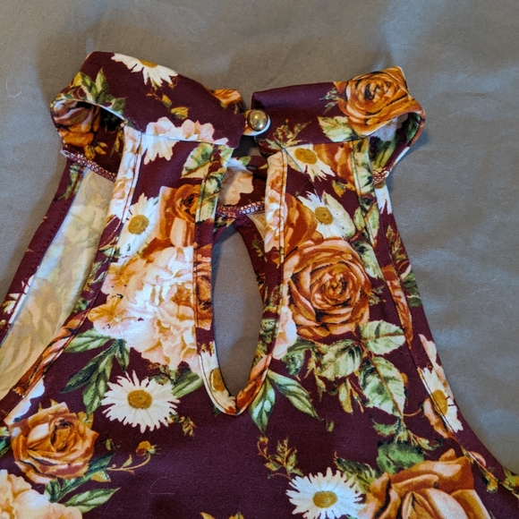 Floral Bodysuit - Picture 3 of 4